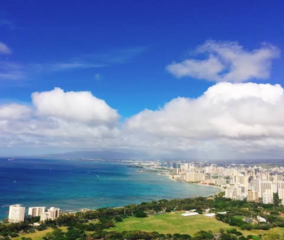 Garrafa com mensagem aparece no Havaí depois de 37 anos